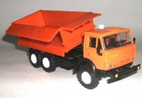 Коллекционная модель КамАЗ-55105, оранжевый