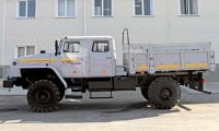 Укороченная бортовая платформа хаки для масштабной модели Урал-43206 с двойной кабиной (Клен)