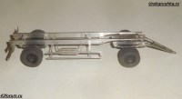 Сборная модель 1:43 Рама двухосного бортового прицепа МАЗ-837810-012, для установки кузова AVD, АИСТ, SSM (Клен)