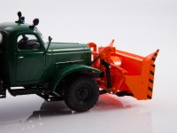 Масштабная модель 1:43 Шнековый снегоуборщик Д-470 (ЗиЛ-157Е), с журналом №51 (Легендарные грузовики СССР)