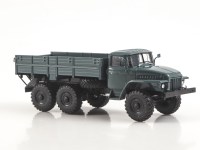Масштабная модель 1:43 Трехосный бортовой грузовик 6х4 Миасский -377 с журналом №120 (Легендарные грузовики СССР)