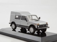 Масштабная модель 1:43 Грузопассажирский автомобиль ВАЗ-2131-770 "Нива" (Lada 4х4) серебристый (Lastochka)