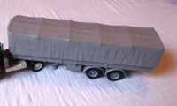 Коллекционная масштабная модель 1:43 Полуприцеп МАЗ-5205 с тентом (Наш Автопром)