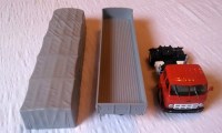 Коллекционная масштабная модель 1:43 Полуприцеп МАЗ-5205 с тентом (Наш Автопром)