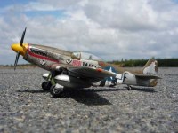 Сборная масштабная модель американский истребитель Р-51 \