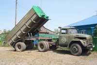 Металлическая сборная модель 1:43 Одноосный полуприцеп-самосвал ПС-1305 (Клен)