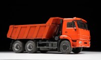 Сборная модель 1:35 Отечественный дорожный самосвал 6х4 КамАЗ-65115, рестайлинг (Звезда)