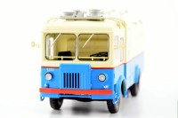 Масштабная модель 1:43 Грузовой троллейбус ТГ-3 с журналом Спецвыпуск №11 (Наши Автобусы. Modimio)