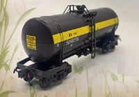 Масштабная модель 1:87 Четырехосная железнодорожная цистерна 15-Ц863, сырье коксохимическое, с журналом Спецвыпуск №4, перевыпуск 2026 г. (Наши Поезда. Modimio)