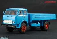 Коллекционная масштабная модель 1:43 Бортовой грузовик 4х2 МАЗ-500А, синий, красные диски (Start Scale Models (SSM)