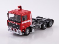 Масштабная модель 1:43 Седельный тягач 6х2 Вольво, Volvo F12 красный, Start Scale Models (SSM)