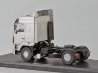 Коллекционная масштабная модель 1:43 Седельный тягач 4х2 МАЗ-5440 серебристый (SSM)