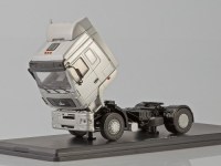 Коллекционная масштабная модель 1:43 Седельный тягач 4х2 МАЗ-5440 серебристый (SSM)