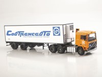  Масштабная модель 1:43 Седельный тягач 6х2 Вольво, Volvo F12 с полуприцепом-рефрижиратором Lamberet, Совтрансавто, Start Scale Models (SSM)