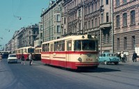 Масштабная модель 1:43 Ленинградский трехдверный трамвай ЛМ-57 "Стиляга", Start Scale Models (SSM)