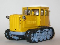 Масштабная модель 1:43 Советский гусеничный трактор ДТ-54 с журналом "Тракторы: история, люди, машины" №2 (Hachette)