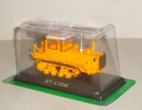 Коллекционная масштабная модель 1:43 Гусеничный трактор ДТ-175М с журналом Тракторы №126 (Hachette)