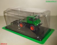 Коллекционная масштабная модель 1:43 UNIMOG 406, 1977 г., зеленый, с плугом, с журналом Тракторы №137 (Hachette)