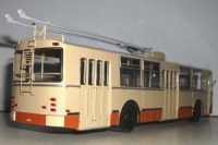 Масштабная коллекционная модель ЗИУ-9
троллейбус