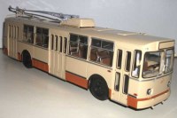 Масштабная коллекционная модель ЗИУ-9
троллейбус